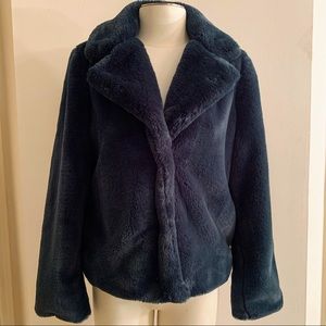 NWT!!! Green Faux Fur Coat women’s size M